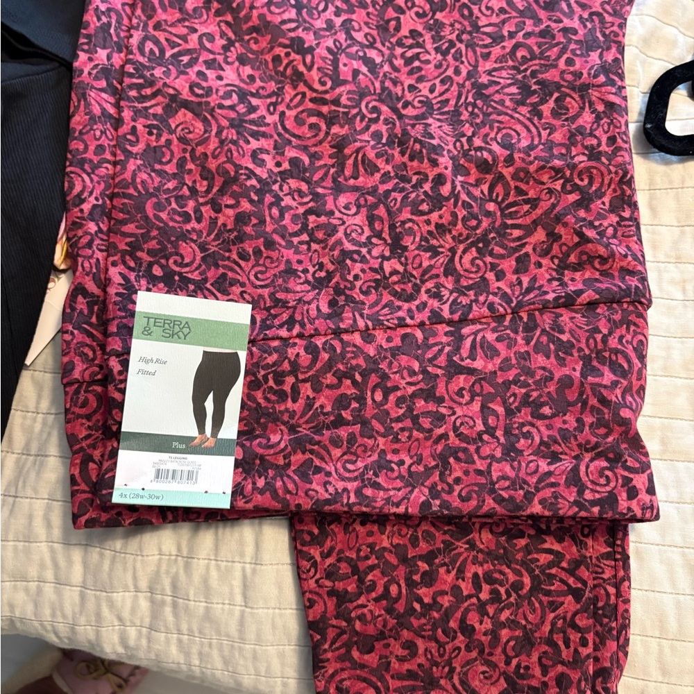 Terra & Sky Vibrant Pink and Black Leggings